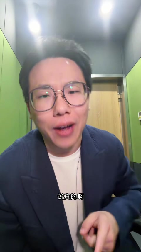 华体会官方入口-解说：巴雷特绝杀让人想起小卡 猛龙全队都能打&amp;主场篮筐有玄学